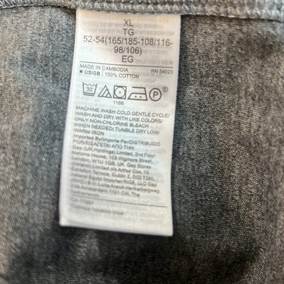 Banana Republic Performance Knit Long Sleeve Top Grey - Picture 6 of 6